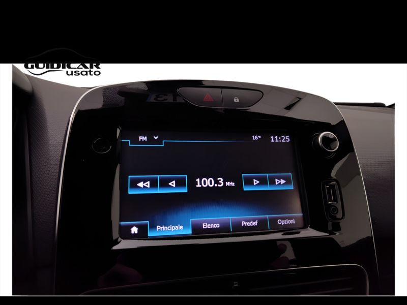 GuidiCar - RENAULT Clio 2019 Clio 1.5 dci Moschino Zen 75cv Usato