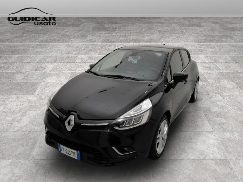 GuidiCar - RENAULT Clio 2019 Clio 1.5 dci Moschino Zen 75cv Usato