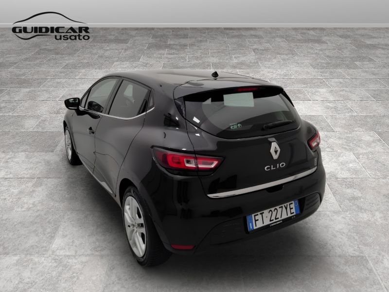 GuidiCar - RENAULT Clio 2019 Clio 1.5 dci Moschino Zen 75cv Usato