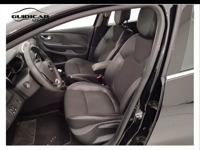GuidiCar - RENAULT Clio 2019 Clio 1.5 dci Moschino Zen 75cv Usato