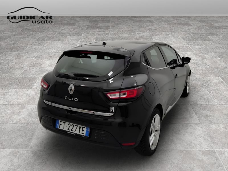 GuidiCar - RENAULT Clio 2019 Clio 1.5 dci Moschino Zen 75cv Usato