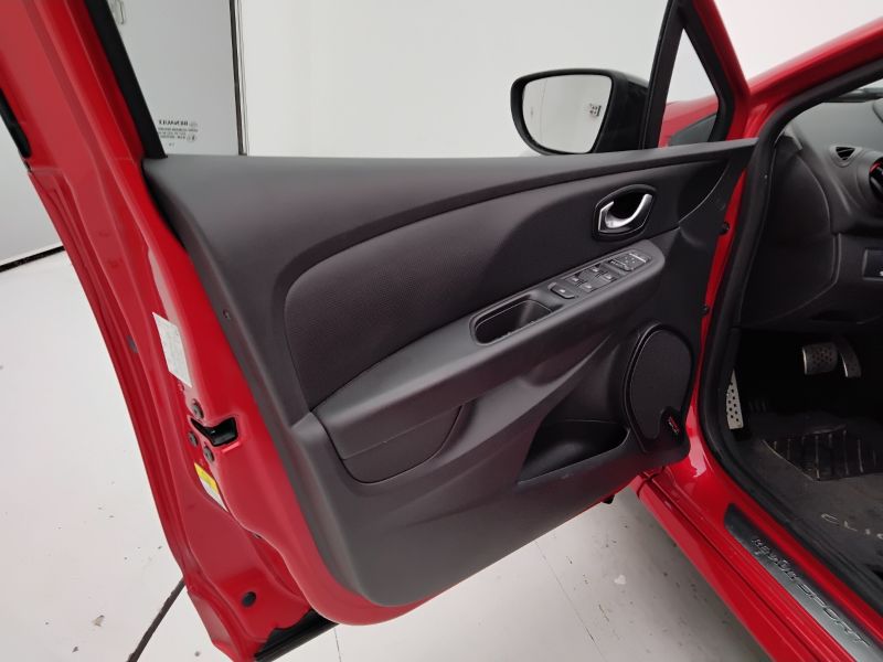 GuidiCar - RENAULT Clio 2017 Clio 1.6 tce energy RS 200cv edc Usato
