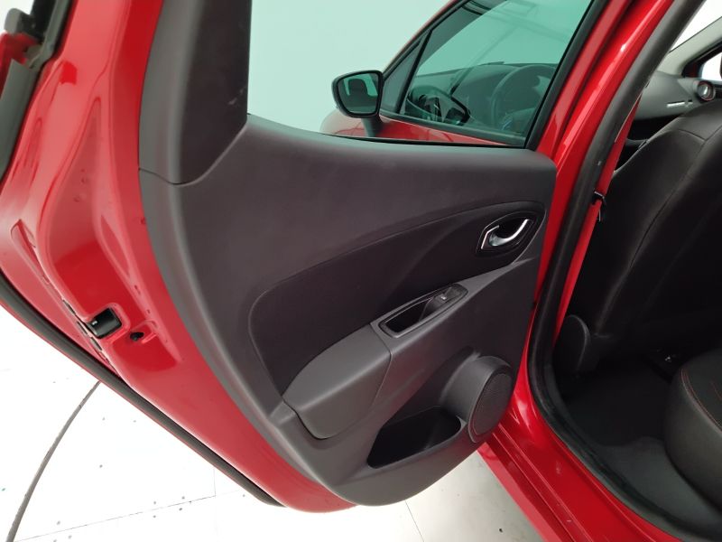 GuidiCar - RENAULT Clio 2017 Clio 1.6 tce energy RS 200cv edc Usato