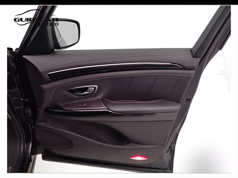 GuidiCar - RENAULT Espace 2015 Espace 1.6 dci energy Initiale Paris 160cv 7p.ti edc Usato