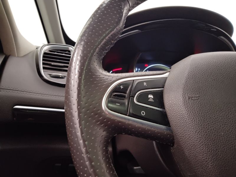 GuidiCar - RENAULT Espace 2015 Espace 1.6 dci energy Initiale Paris 160cv 7p.ti edc Usato