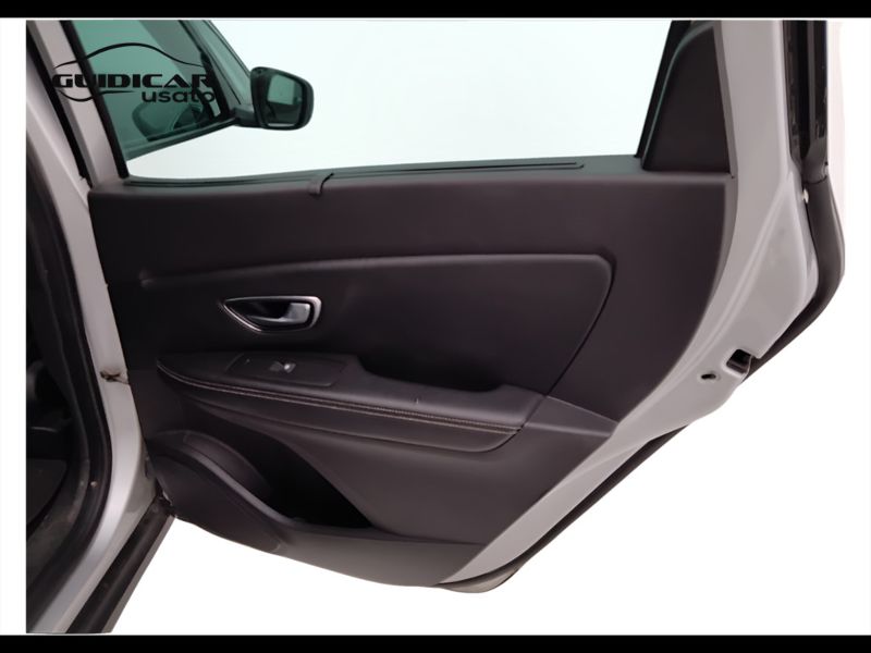 GuidiCar - RENAULT Scenic 2017 Grand Scenic 1.6 dci energy Intens 130cv Usato