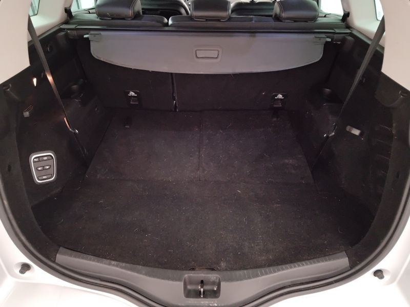 GuidiCar - RENAULT Scenic 2017 Grand Scenic 1.6 dci energy Intens 130cv Usato