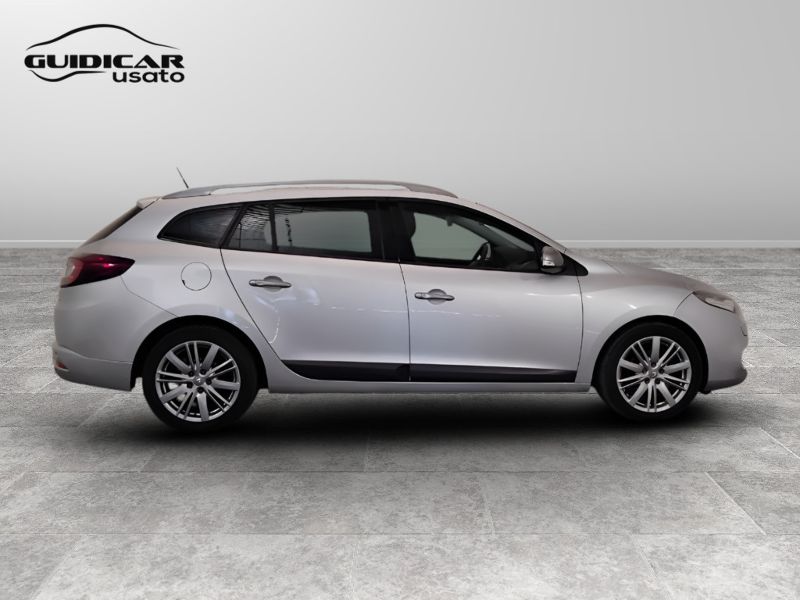 GuidiCar - RENAULT Megane 2011 Megane SporTour 1.5 dci Gt Line 110cv Usato