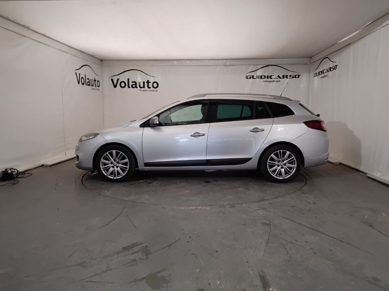 GuidiCar - RENAULT Megane 2011 Megane SporTour 1.5 dci Gt Line 110cv Usato