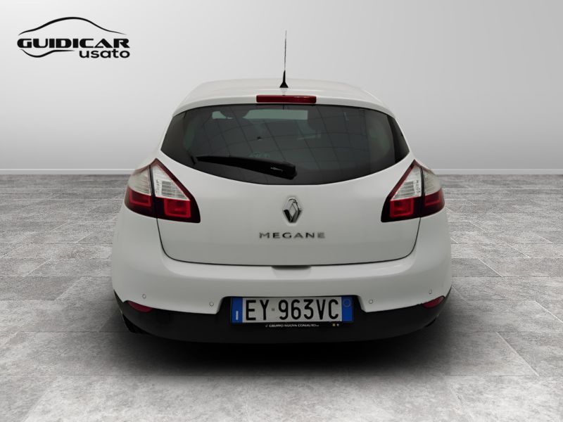 GuidiCar - RENAULT Megane 2015 Megane 1.6 Limited 110cv Usato