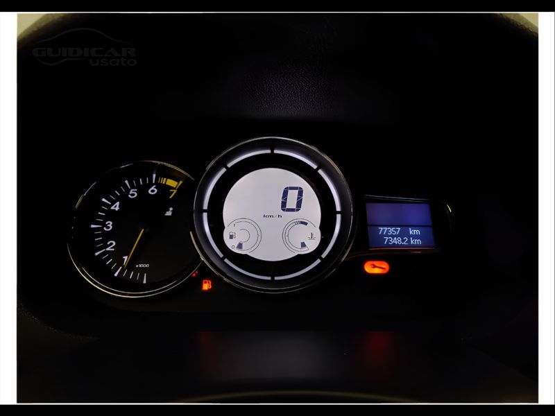 GuidiCar - RENAULT Megane 2015 Megane 1.6 Limited 110cv Usato