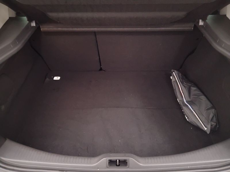GuidiCar - RENAULT Megane 2015 Megane 1.6 Limited 110cv Usato