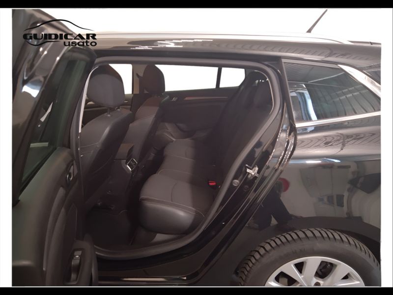 GuidiCar - RENAULT Megane 2021 Megane Sporter 1.5 blue dci Business 115cv Usato