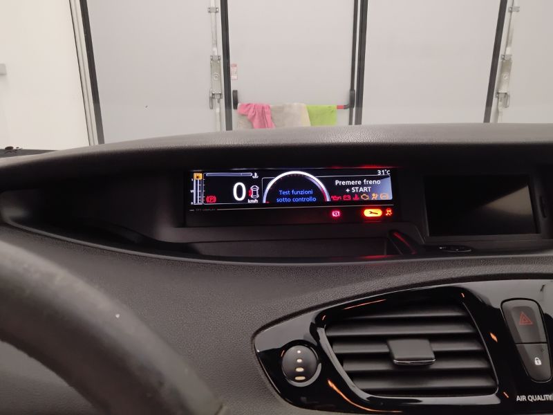 GuidiCar - RENAULT Scenic 2012 Scenic X-Mod 1.5 dci Live s&s 110cv Usato