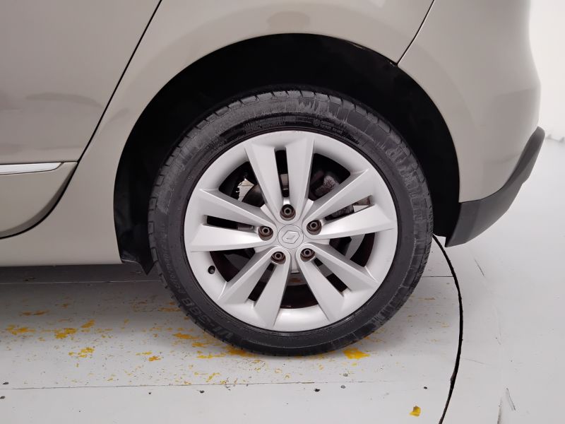 GuidiCar - RENAULT Scenic 2012 Scenic X-Mod 1.5 dci Live s&s 110cv Usato