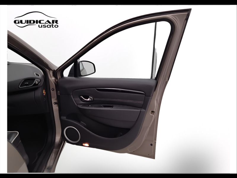 GuidiCar - RENAULT Scenic 2012 Scenic X-Mod 1.5 dci Live s&s 110cv Usato