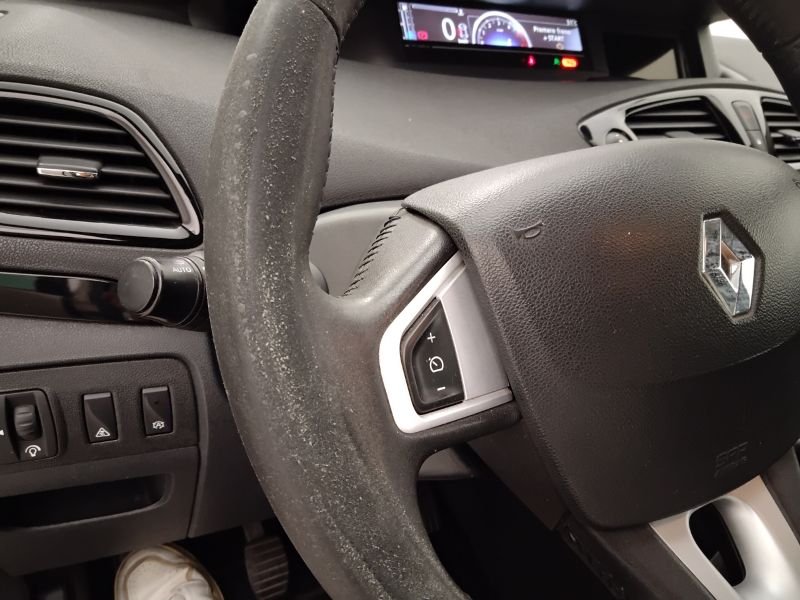 GuidiCar - RENAULT Scenic 2012 Scenic X-Mod 1.5 dci Live s&s 110cv Usato
