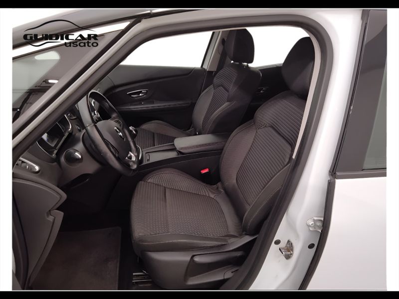 GuidiCar - RENAULT Scenic 2018 Scenic 1.5 dci energy Bose 110cv Usato