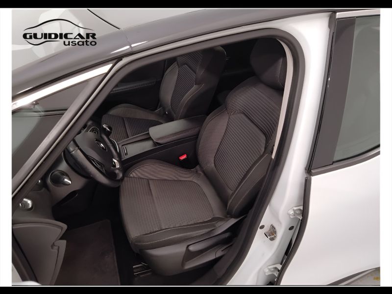 GuidiCar - RENAULT Scenic 2018 Scenic 1.5 dci energy Bose 110cv Usato