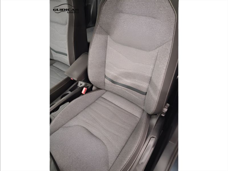 GuidiCar - SEAT Arona 2022 Arona 1.0 ecotsi Xperience 95cv Usato