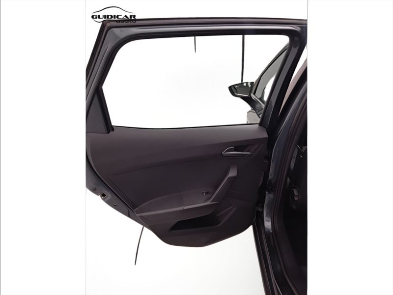 GuidiCar - SEAT Arona 2022 Arona 1.0 ecotsi Xperience 95cv Usato