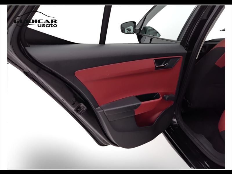 GuidiCar - SKODA Fabia 2015 Fabia 1.4 tdi Style 90cv Usato