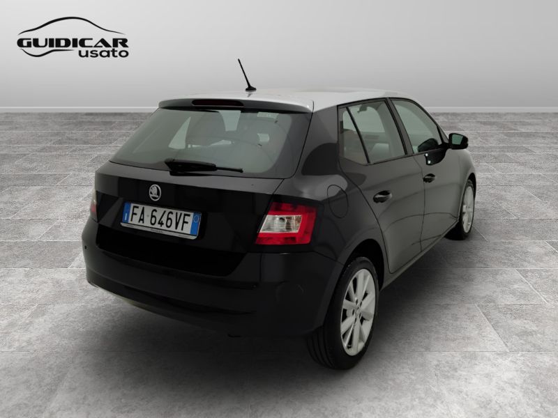GuidiCar - SKODA Fabia 2015 Fabia 1.4 tdi Style 90cv Usato