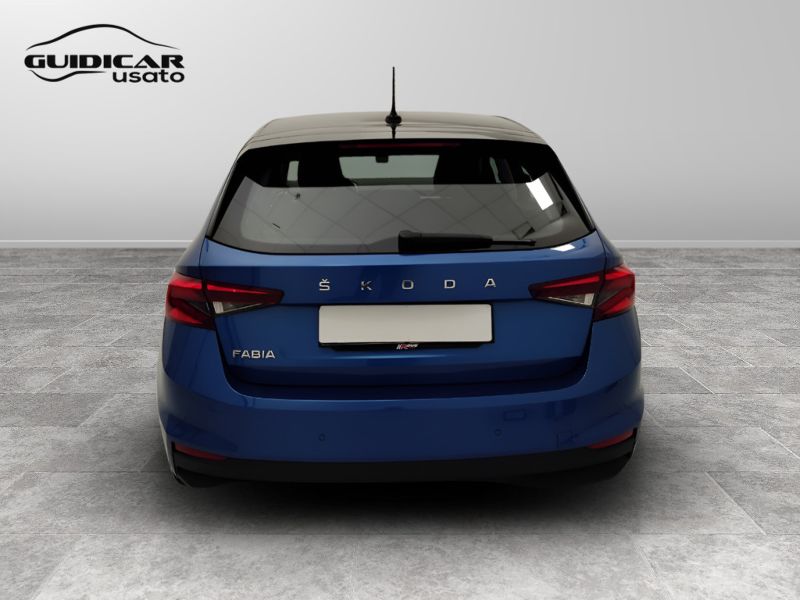 GuidiCar - SKODA Fabia 2022 Fabia 1.0 tsi evo Style 110cv Usato