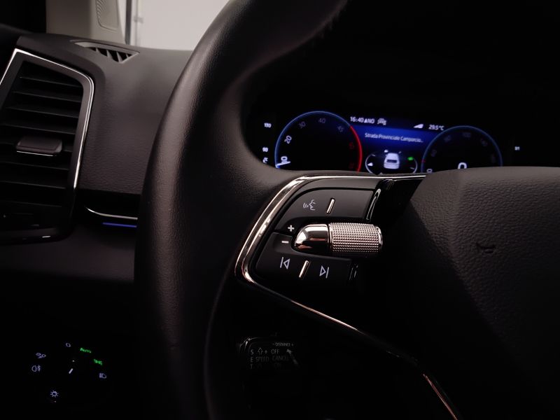 GuidiCar - SKODA Karoq 2022 Karoq 2.0 tdi evo Style 115cv Usato