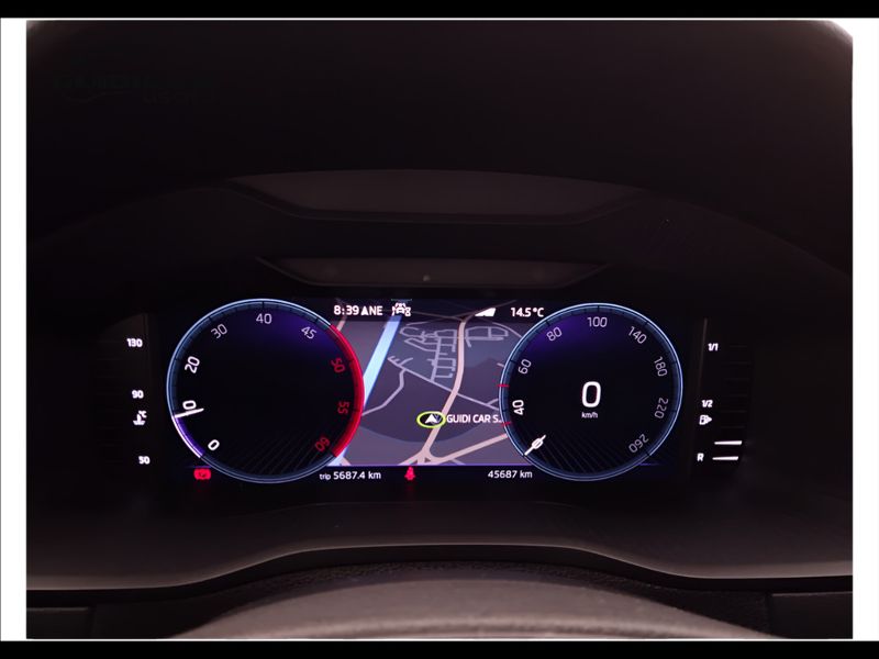 GuidiCar - SKODA Karoq 2023 Karoq 2.0 tdi evo Style 150cv Usato
