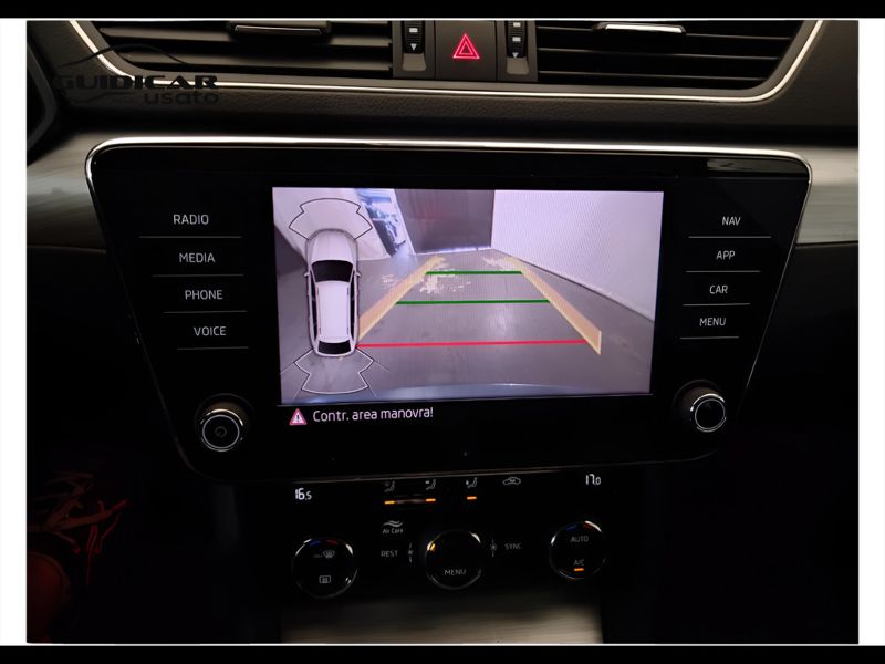 GuidiCar - SKODA Superb 2021 Superb Wagon 2.0 tdi evo Style 150cv dsg Usato