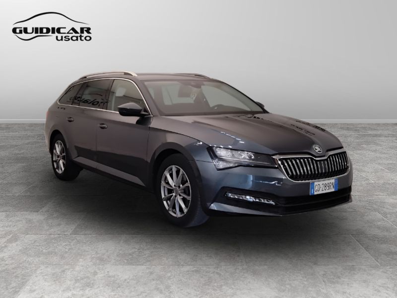 GuidiCar - SKODA Superb 2021 Superb Wagon 2.0 tdi evo Style 150cv dsg Usato