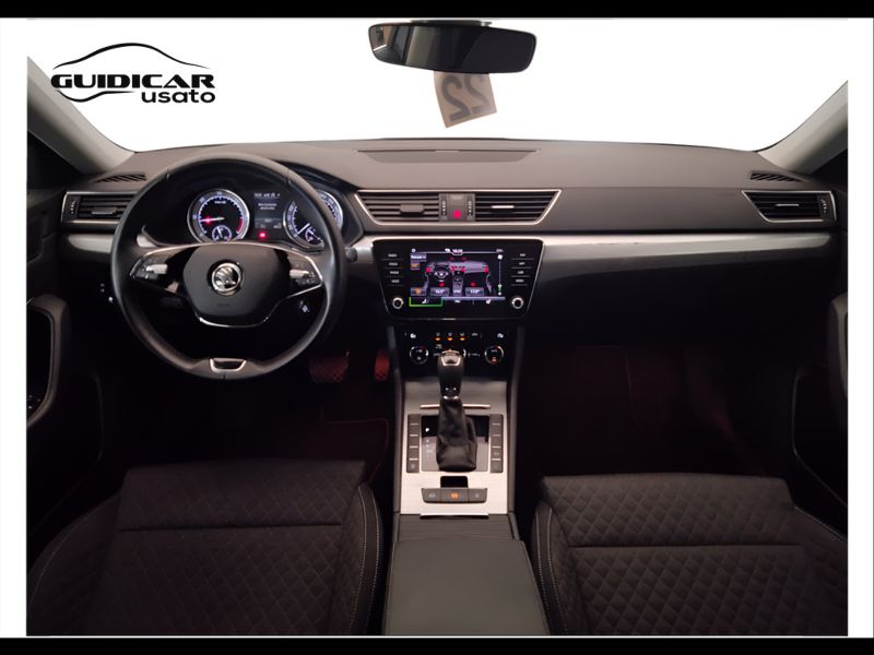 GuidiCar - SKODA Superb 2021 Superb Wagon 2.0 tdi evo Style 150cv dsg Usato