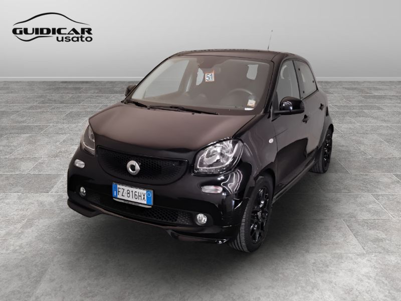 GuidiCar - SMART Forfour 2019 Forfour 0.9 t. Passion 90cv twinamic my18 Usato