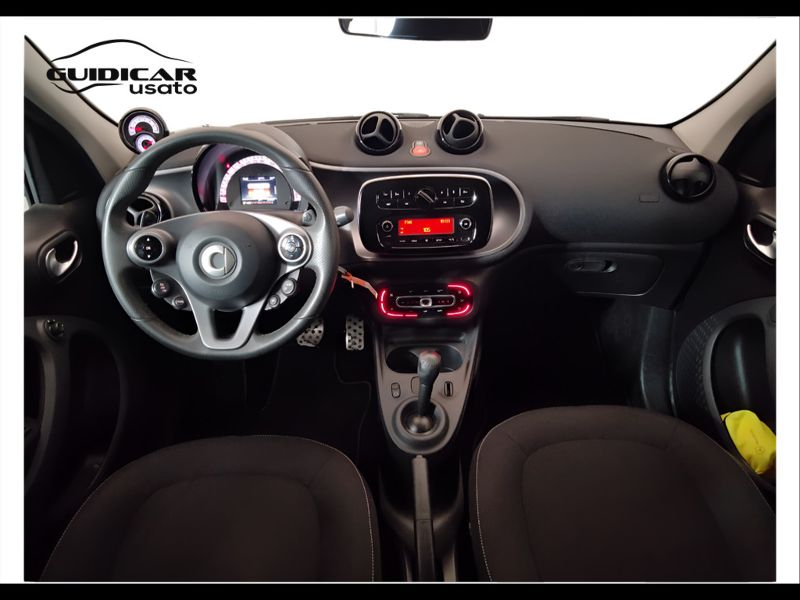 GuidiCar - SMART Forfour 2019 Forfour 0.9 t. Passion 90cv twinamic my18 Usato