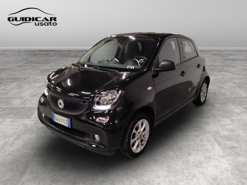 GuidiCar - SMART Forfour 2019 Forfour 1.0 Superpassion 71cv Usato