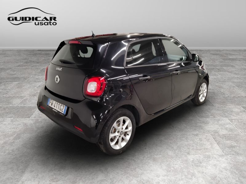 GuidiCar - SMART Forfour 2019 Forfour 1.0 Superpassion 71cv Usato