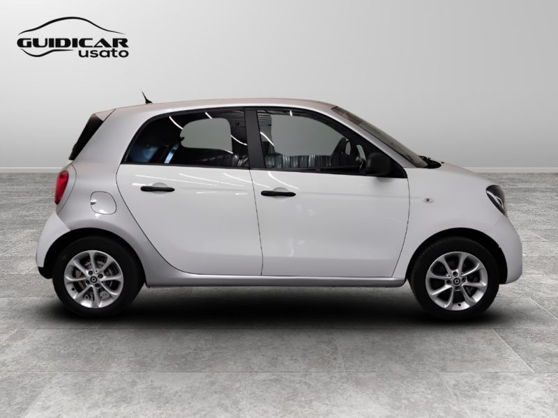 GuidiCar - SMART Forfour 2018 Forfour 1.0 Youngster 71cv c/S.S. Usato
