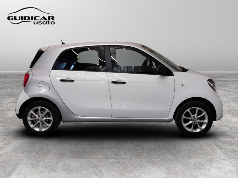 GuidiCar - SMART Forfour 2018 Forfour 1.0 Youngster 71cv c/S.S. Usato