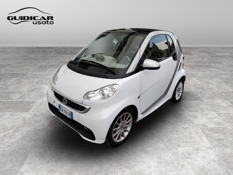 GuidiCar - SMART Fortwo 2012 Fortwo 0.8 cdi Pulse 54cv FL Usato