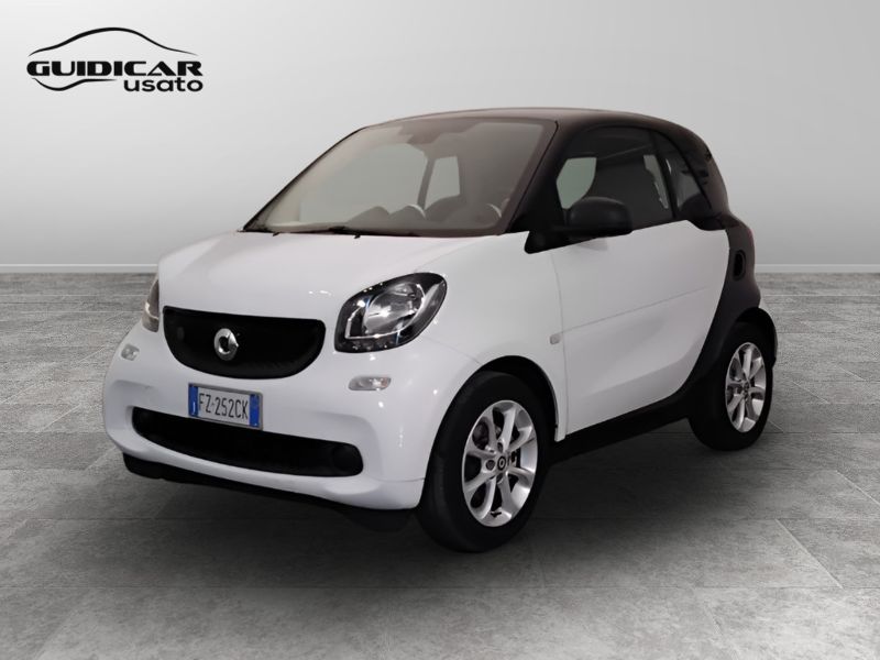 GuidiCar - SMART Fortwo 2020 Fortwo eq Youngster my19 Usato
