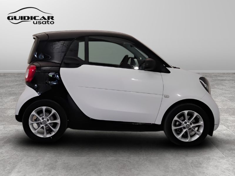 GuidiCar - SMART Fortwo 2020 Fortwo eq Youngster my19 Usato