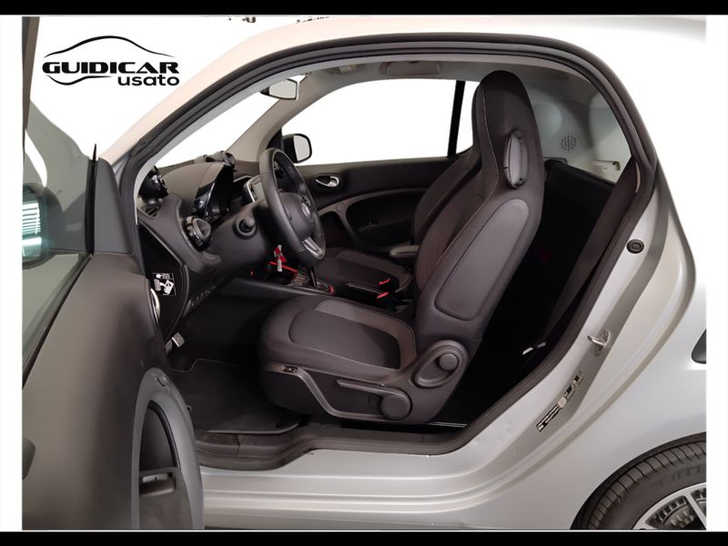 GuidiCar - SMART Fortwo 2021 Fortwo eq mattrunner 22kW Usato