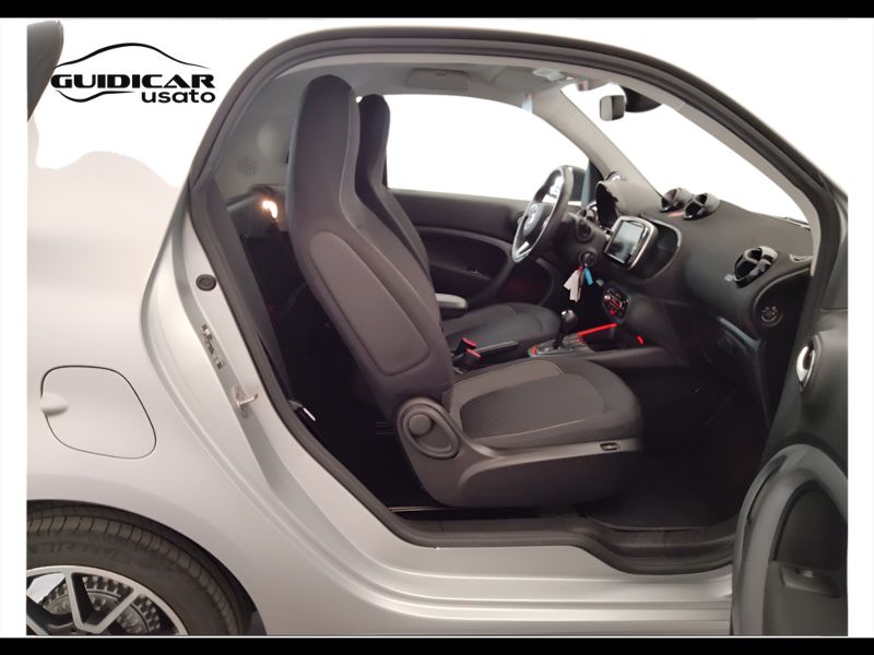 GuidiCar - SMART Fortwo 2021 Fortwo eq mattrunner 22kW Usato