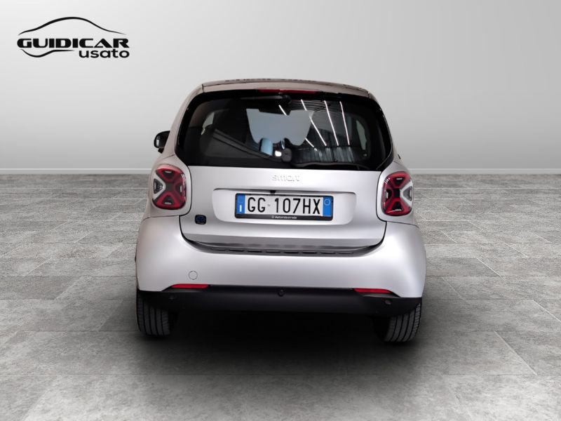 GuidiCar - SMART Fortwo 2021 Fortwo eq mattrunner 22kW Usato