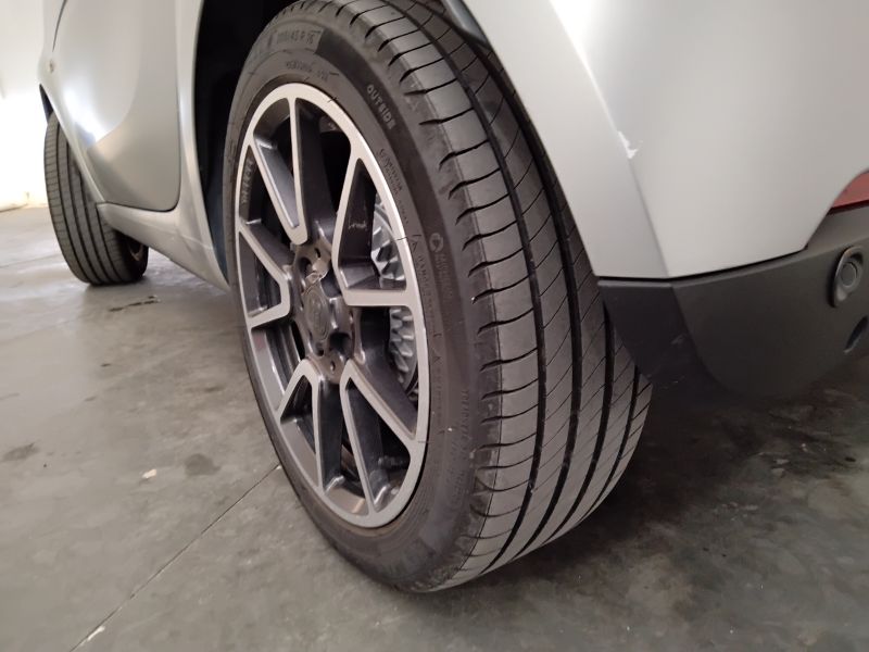 GuidiCar - SMART Fortwo 2021 Fortwo eq mattrunner 22kW Usato