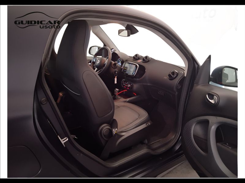 GuidiCar - SMART Fortwo 2021 Fortwo eq Parisblue Prime 22kW Usato