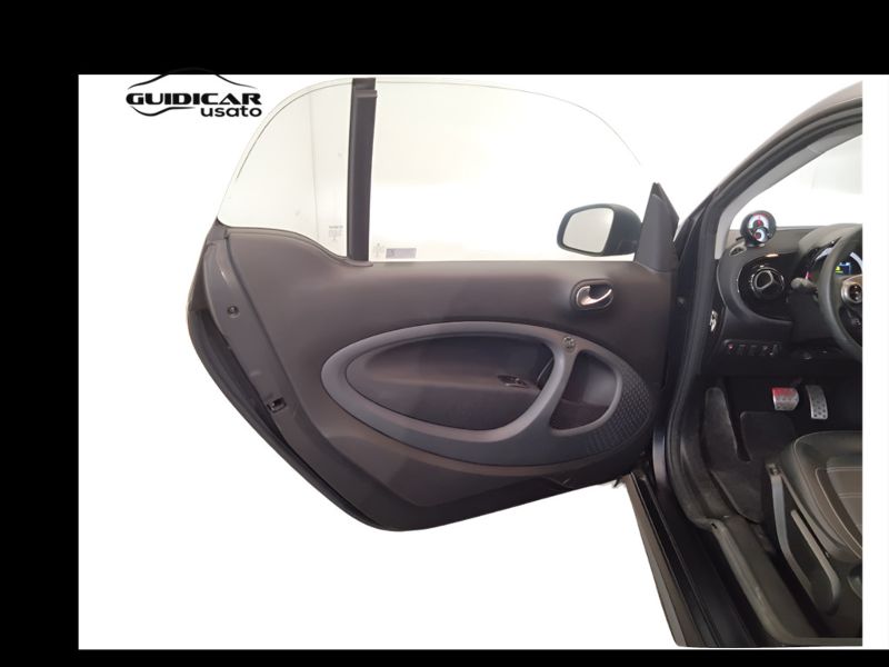 GuidiCar - SMART Fortwo 2021 Fortwo eq Parisblue Prime 22kW Usato