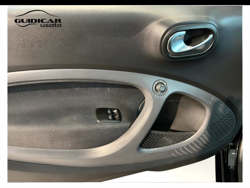 GuidiCar - SMART Fortwo 2020 Fortwo eq Passion 22kW Usato
