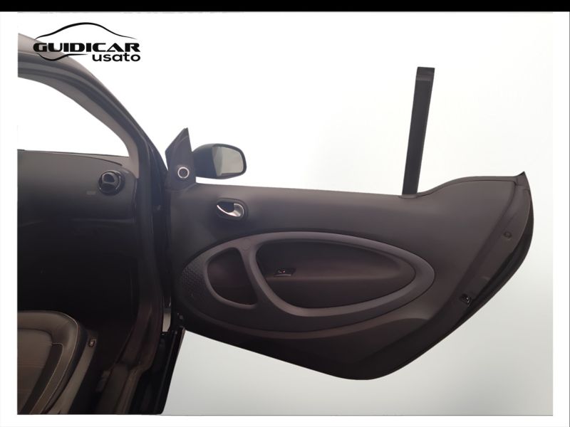 GuidiCar - SMART Fortwo 2021 Fortwo eq Prime 22kW Usato